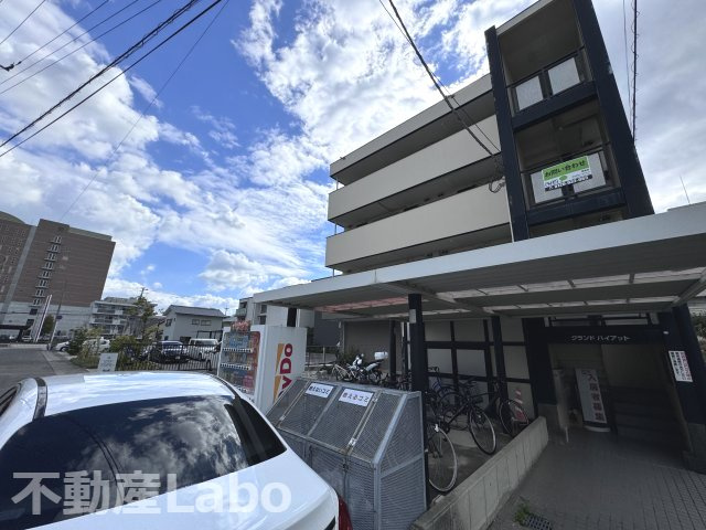 徳島市沖浜東１丁目の賃貸マンションの駐車場