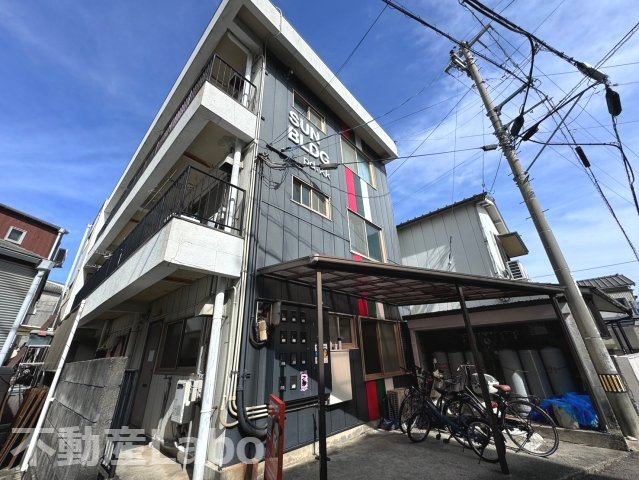 徳島市北田宮１丁目の賃貸マンションの駐車場