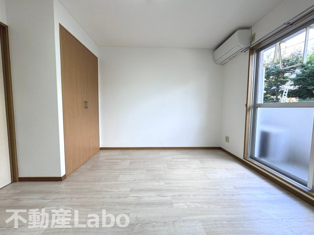 徳島市南昭和町５丁目の賃貸マンションの洋室