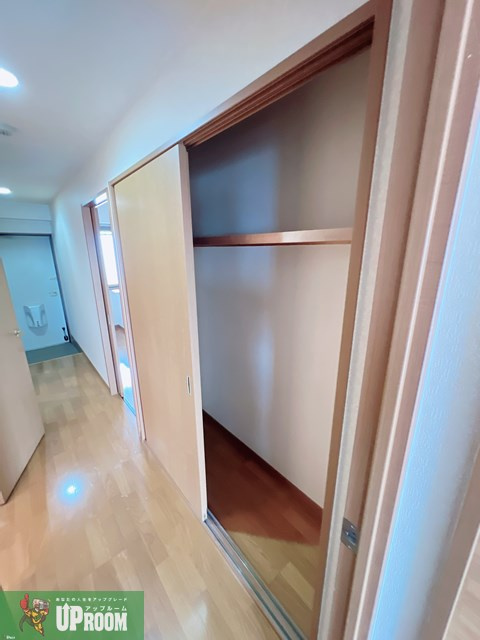 メゾンプチシャトー出口A館の収納