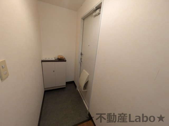 メゾンエスポワールAの玄関