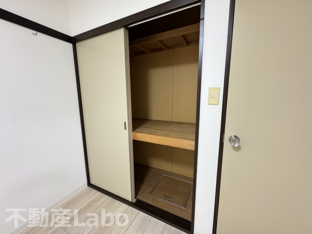 徳島市上助任町三本松のアパートの収納