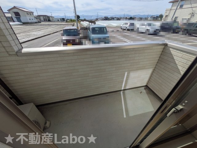 サンシーブルA　105のバルコニー