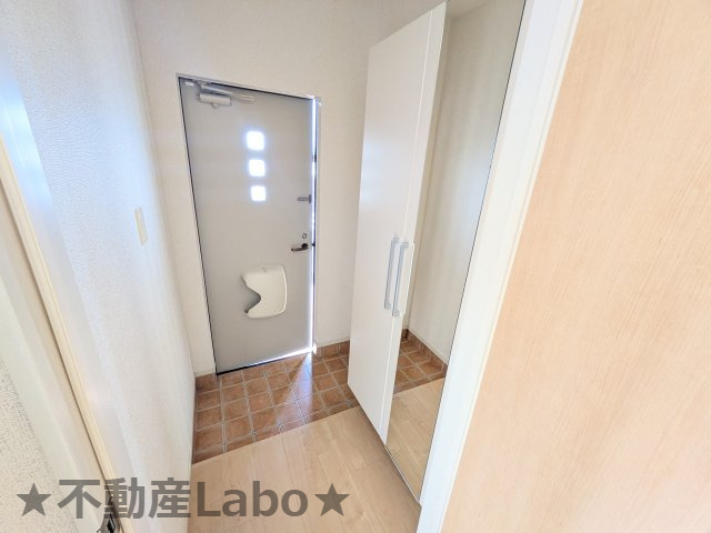 サンシーブルA　105の玄関