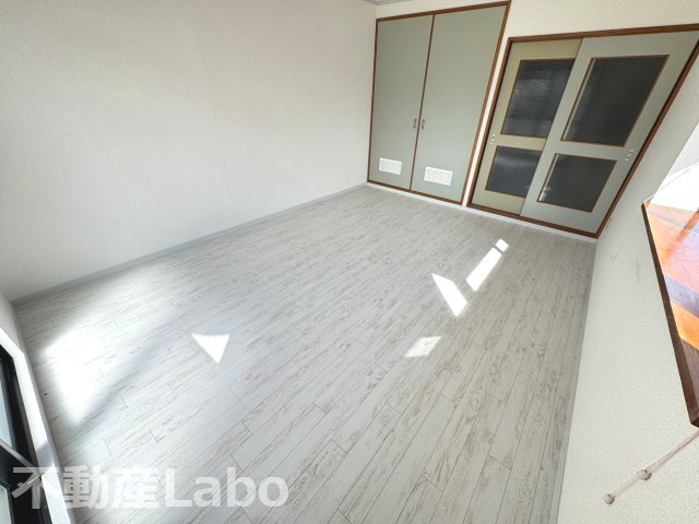 徳島市助任本町５丁目の賃貸マンションの洋室