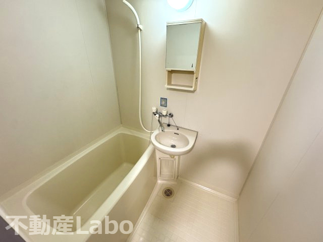 徳島市助任本町５丁目の賃貸マンションの浴室