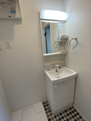 【洗面所】 | ルミエールⅡ | 広い洗面スペース