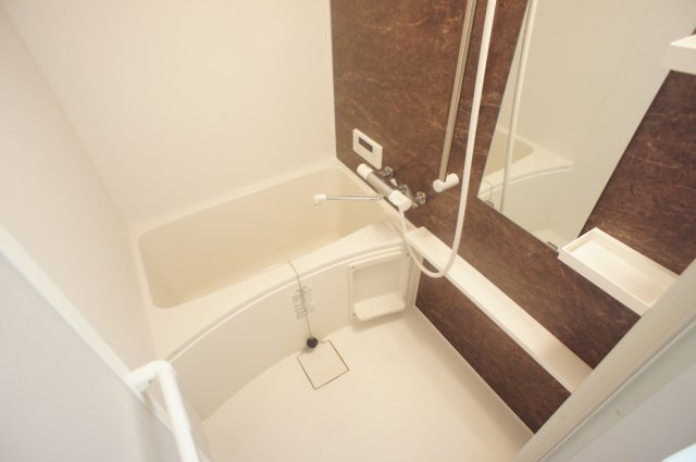 サヴォイ ラ・ピエル サフィール　4階の浴室|別号室のものです。現状優先になります。