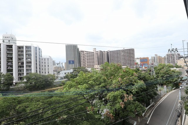 サヴォイ ラ・ピエル サフィール　4階の展望|別号室のものです。現状優先になります。