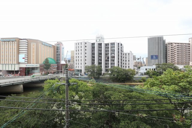 サヴォイ ラ・ピエル サフィール　4階の展望|別号室のものです。現状優先になります。