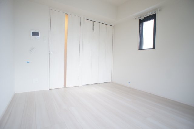 サヴォイ ラ・ピエル サフィール　4階の居間・リビング|別号室のものです。現状優先になります。