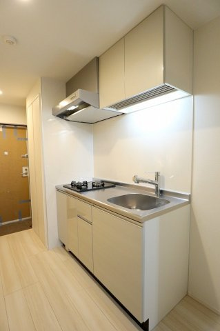 サヴォイ ラ・ピエル サフィール　4階のキッチン|別号室のものです。現状優先になります。