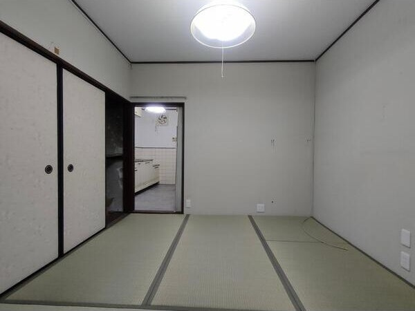 東香里園町テラスの居間・リビング