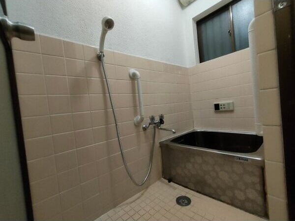 東香里園町テラスの浴室