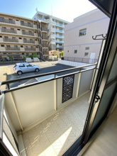 【バルコニー】