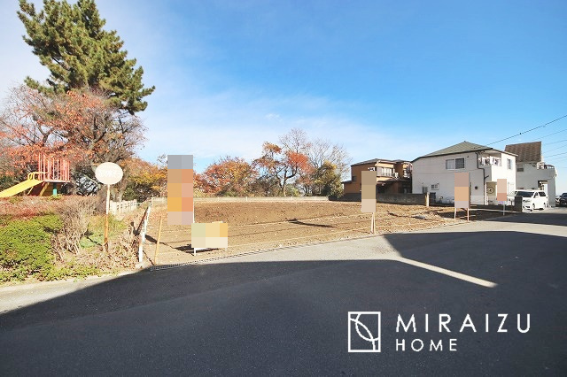 【周辺】 | 青く澄み渡った綺麗な空と、陽の光をたっぷりと受ける、そんな新築住宅で新生活をスタートしてみませんか？見学・ご相談等、ミライズホーム(株)までお気軽にご連絡下さい♪