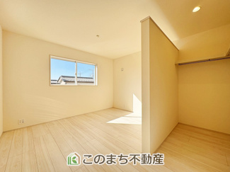 【洋室】 | LiveleGarden.S宇都宮市緑第9　1号棟 | 陽だまりの空間で、プライベートなお家時間も快適にお過ごしいただけます♪