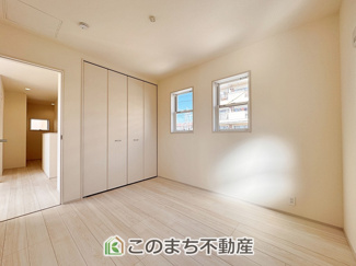 【洋室】 | LiveleGarden.S宇都宮市緑第9　1号棟 | 洋室はお手入れのしやすいフローリング仕様です。普段はフロアモップなどを使って、簡単にお掃除していただけます◎