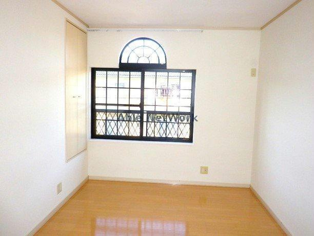 フォレストヒルの洋室|個人の部屋や寝室として使える洋室です