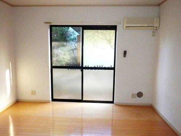 フォレストヒルの居間・リビング