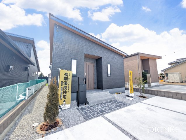 【外観】 | リーブルガーデン.S高崎市塚田町ー① | 国府小学校まで徒歩9分！