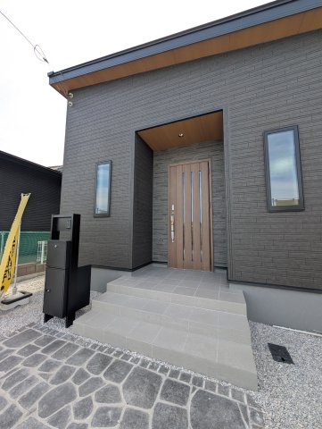 【玄関】 | リーブルガーデン.S高崎市塚田町ー①