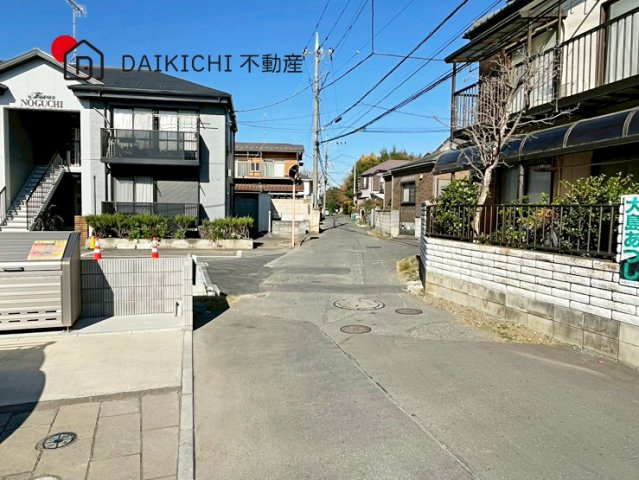 【前面道路含む現地写真】 | 北本市緑3丁目　新築戸建　全2棟　2号棟