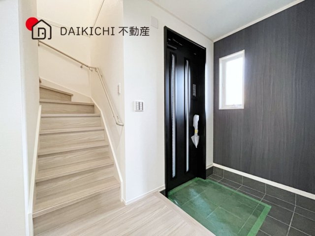 【玄関】 | 北本市緑3丁目　新築戸建　全2棟　2号棟