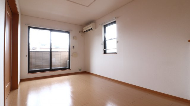 コージーコート朝霧Ⅰ番館の居間・リビング