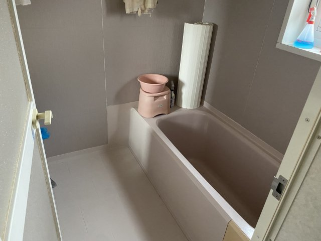 網走市字呼人159戸建の浴室