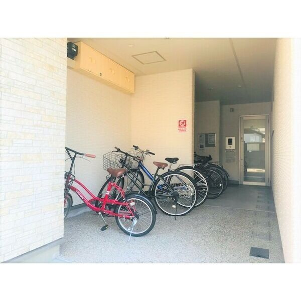 ブライト鶴舞　名古屋市賃貸　仲介手数料無料の駐車場