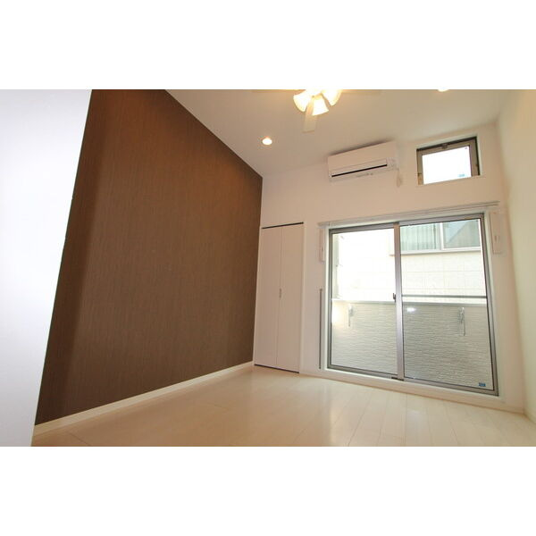 ブライト鶴舞　名古屋市賃貸　仲介手数料無料の居間・リビング