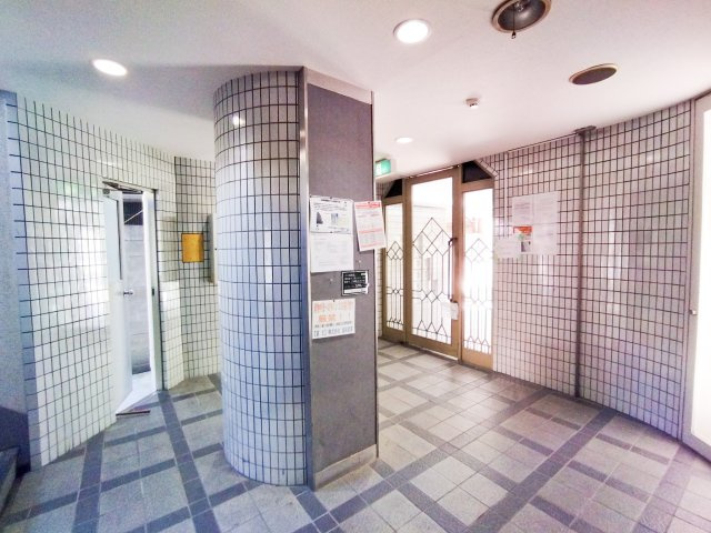 ボンボニエールのロビー
