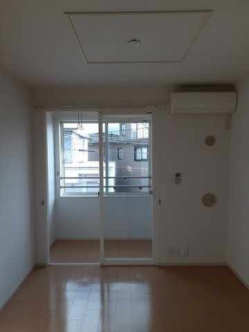 グラン・シャトレ－Ⅳの居間・リビング