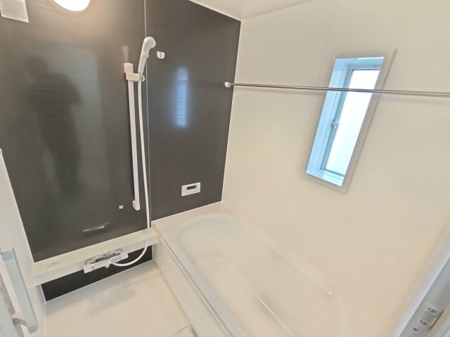 【Cradle Garden】　栃木市大平町西野田　第４　全4邸の浴室|〇３号棟　浴室〇
明るく清潔感のある浴室♪
2026年3月撮影