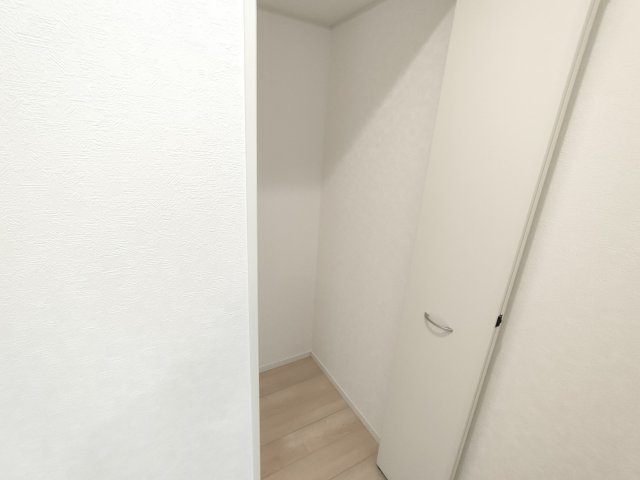 【Cradle Garden】　栃木市大平町西野田　第４　全4邸の収納|〇３号棟　収納〇
1階ホール収納♪奥行きがあるのでたっぷり収納できます（＾＾）
2026年3月撮影