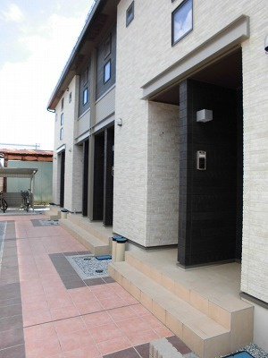 サニーハウスのエントランス|エントランス