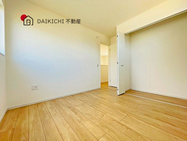 【洋室】 | 桶川市泉6期　KEIAI GRACE　新築戸建　全3棟　1号棟
