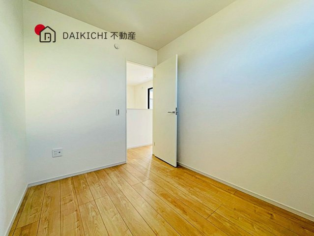 【洋室】 | 桶川市泉6期　KEIAI GRACE　新築戸建　全3棟　1号棟