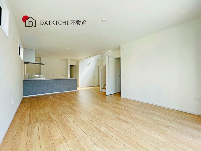 【居間・リビング】 | 桶川市泉6期　KEIAI GRACE　新築戸建　全3棟　1号棟