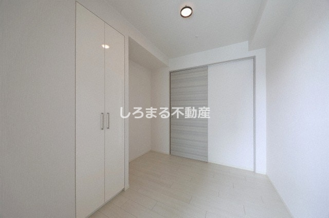 パークタワー北浜の洋室