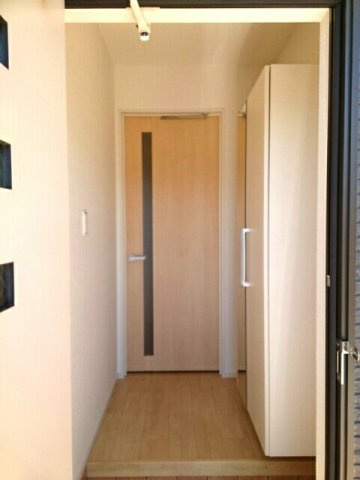 ヌーベルの玄関