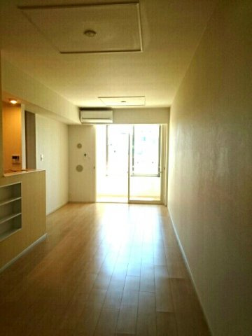 ヌーベルの居間・リビング