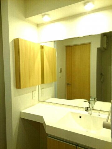 ヌーベルの洗面所