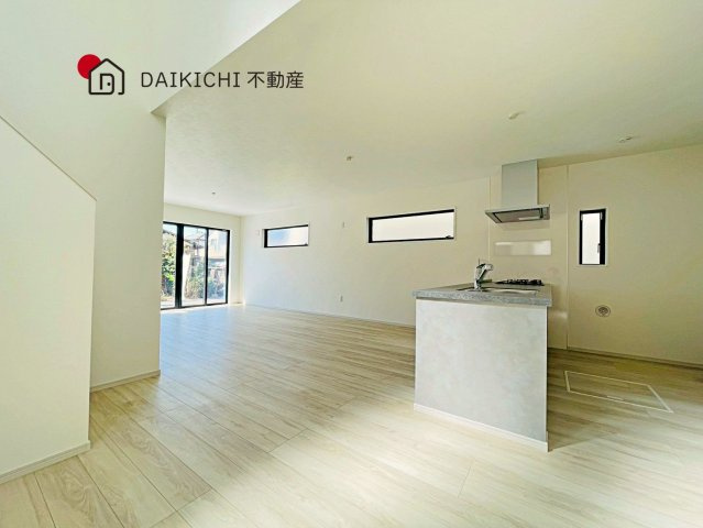 【居間・リビング】 | 桶川市泉6期　KEIAI GRACE　新築戸建　全3棟　2号棟