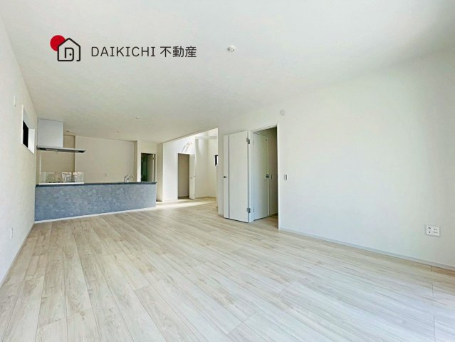 【居間・リビング】 | 桶川市泉6期　KEIAI GRACE　新築戸建　全3棟　2号棟