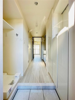 【エントランス】 | リヴシティ横濱石川町