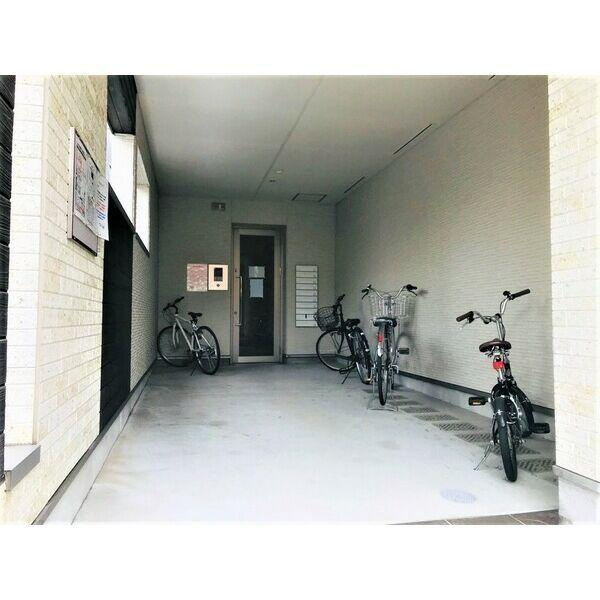 アジュール鶴舞　名古屋市賃貸　仲介手数料無料のエントランス