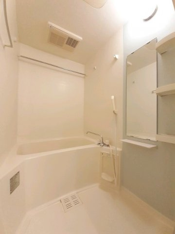 ブルートレイン篠原　Ａの浴室|ゆったり過ごせるお風呂です