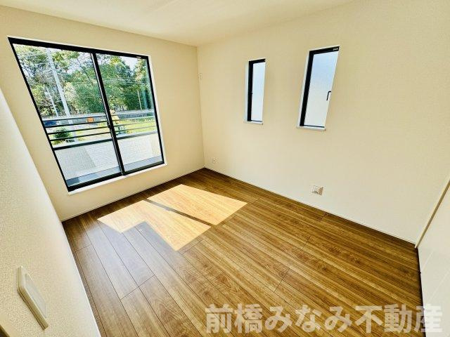 前橋市三河町１丁目　限定1棟　ハートフルタウン　新築建売の洋室|使い勝手のいい洋室です